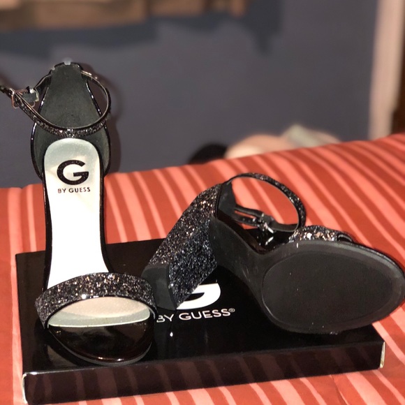 G by Guess Womens Shantel 7 Black LL, Size 8.0 - Picture 5 of 6